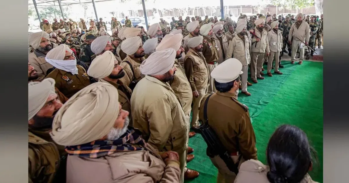 पंजाब पुलिस ने वर्दी संबंधी एडवाइजरी पर दी सफाई, कहा- सिविल ड्रेस में यात्रा का निर्देश नहीं