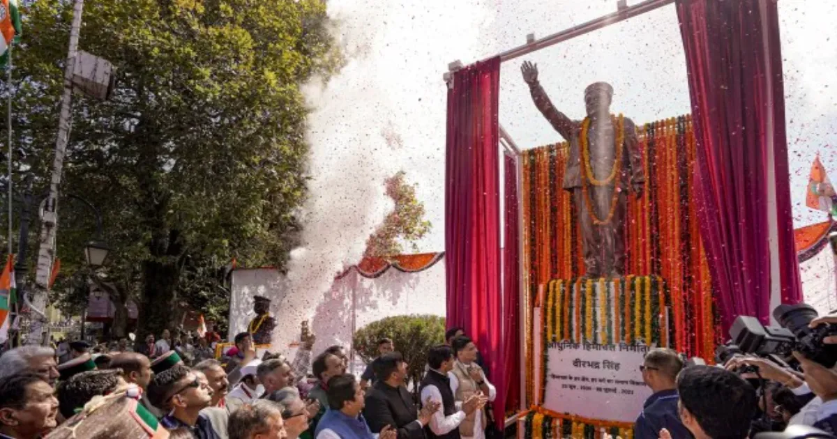 अवमानना नोटिस के जवाब में: मूर्ति स्थापना के लिए स्थल चिन्हित, ताकि आने वाली पीढ़ियाँ प्रेरणा ले सकें