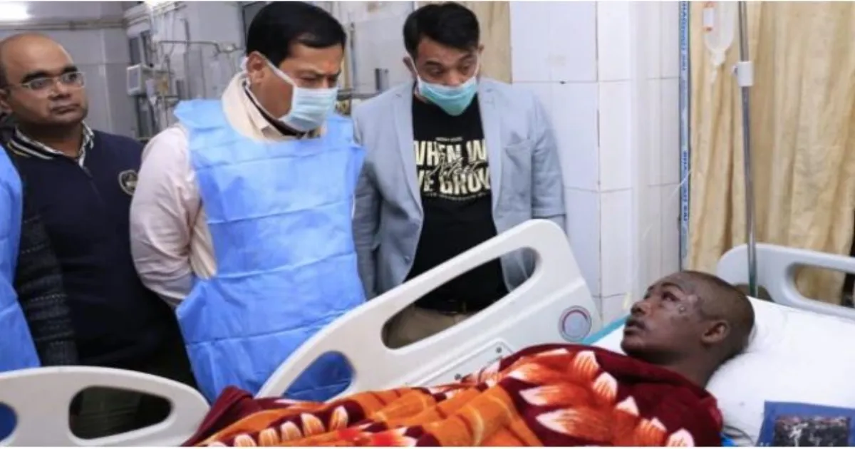 चमत्कार ही सही शब्द: 22 लोगों से भरा ट्रक खाई में गिरा, सिर्फ एक युवक जिंदा बचा