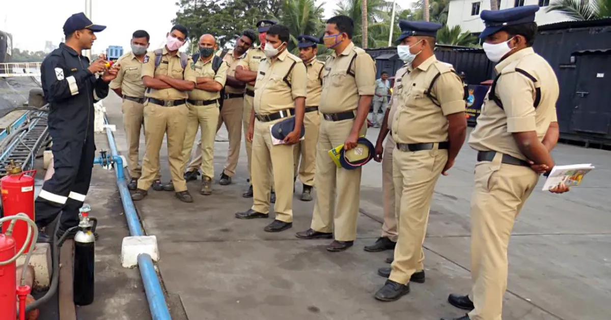 आंध्र प्रदेश: अनंतपुर जिले के कई अदालतों को बम धमकी, परिसर से लोगों को निकाला गया