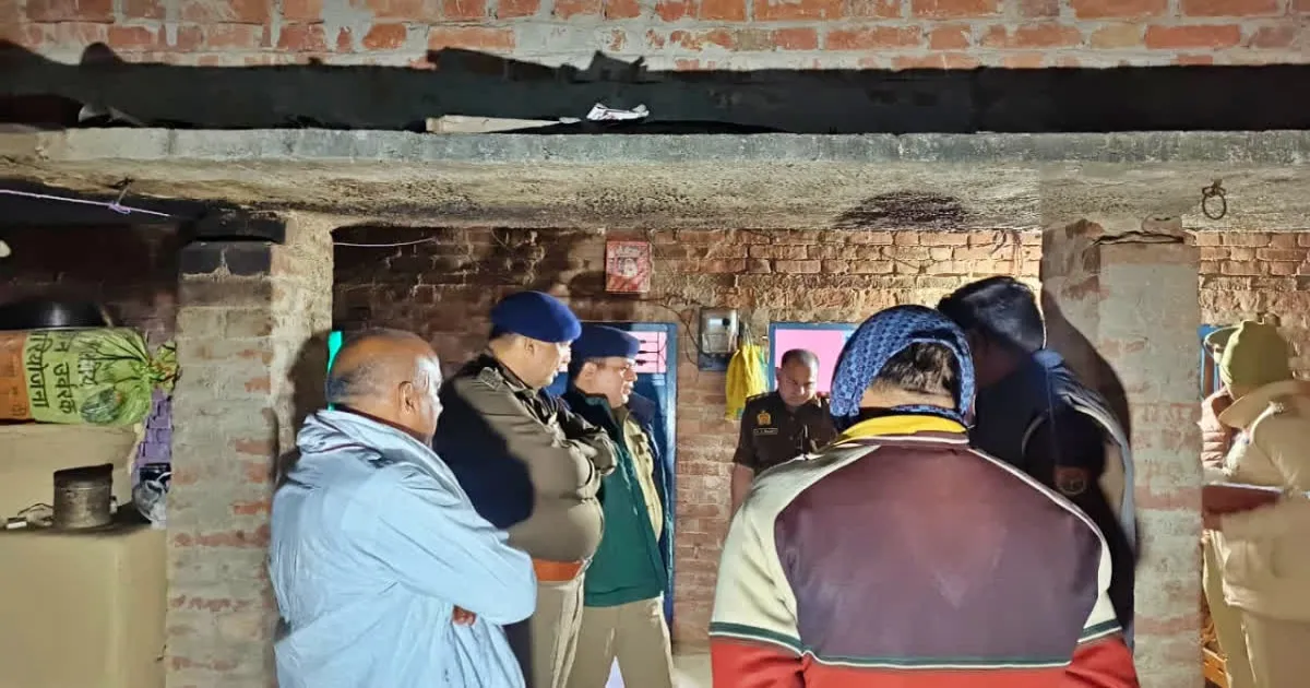 बहराइच में ज़मीन के पैसे के विवाद में बेटे ने माता-पिता, बहन और दादी की हत्या की