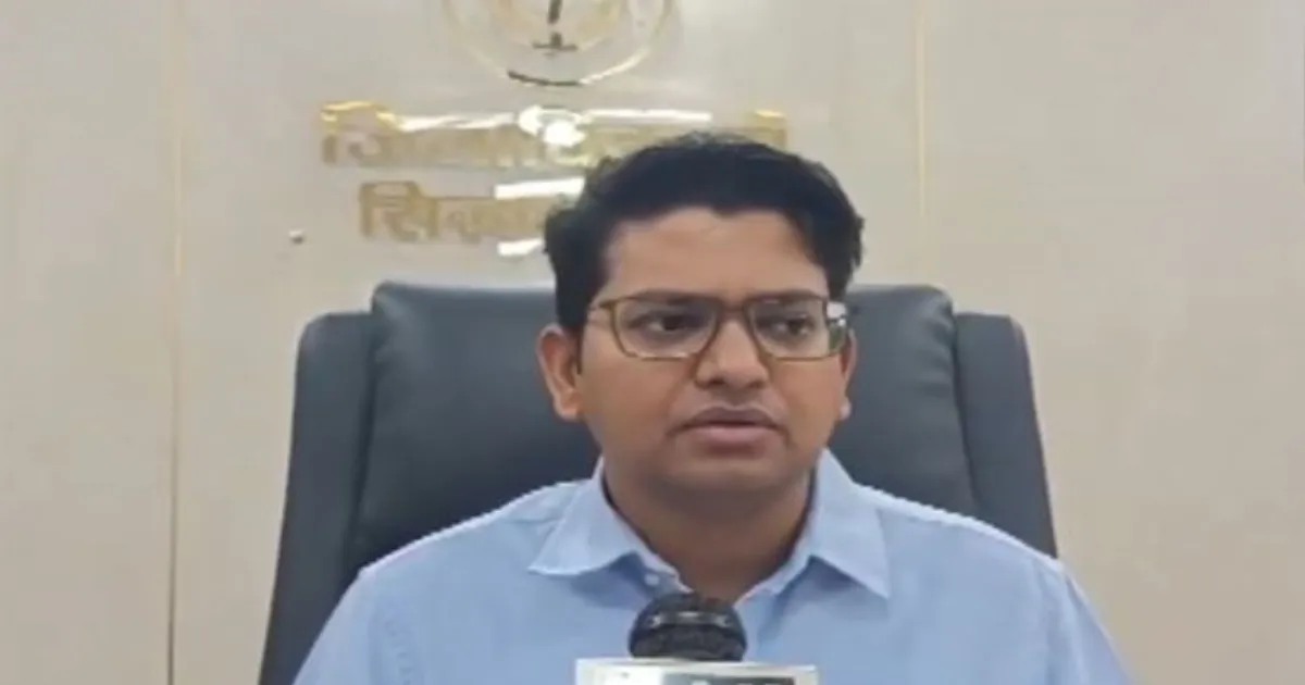 उत्तर प्रदेश पानी टंकी हादसा: एक बच्चे की मौत, दो घायल; वायुसेना ने फंसे बच्चों को बचाया