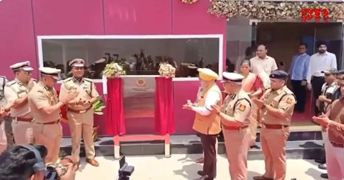 दिल्ली में पहला पूर्ण महिला पुलिस स्टेशन शुरू, सब्जी मंडी इलाके में एलजी ने किया उद्घाटन