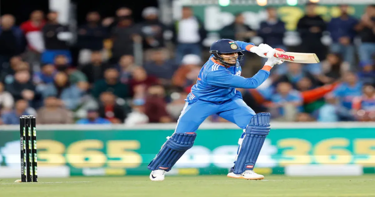 india-vs-australia-1st-t20-live-score-rain-stops-play