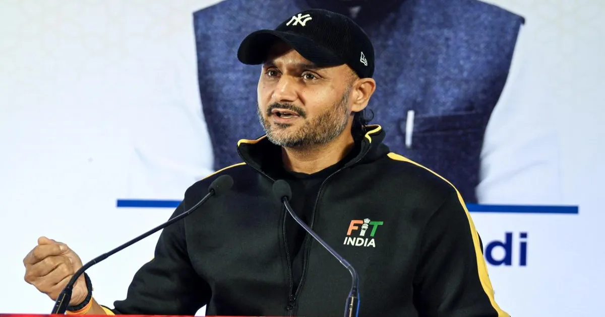 harbhajan-slams-india-test-pitch-after-loss