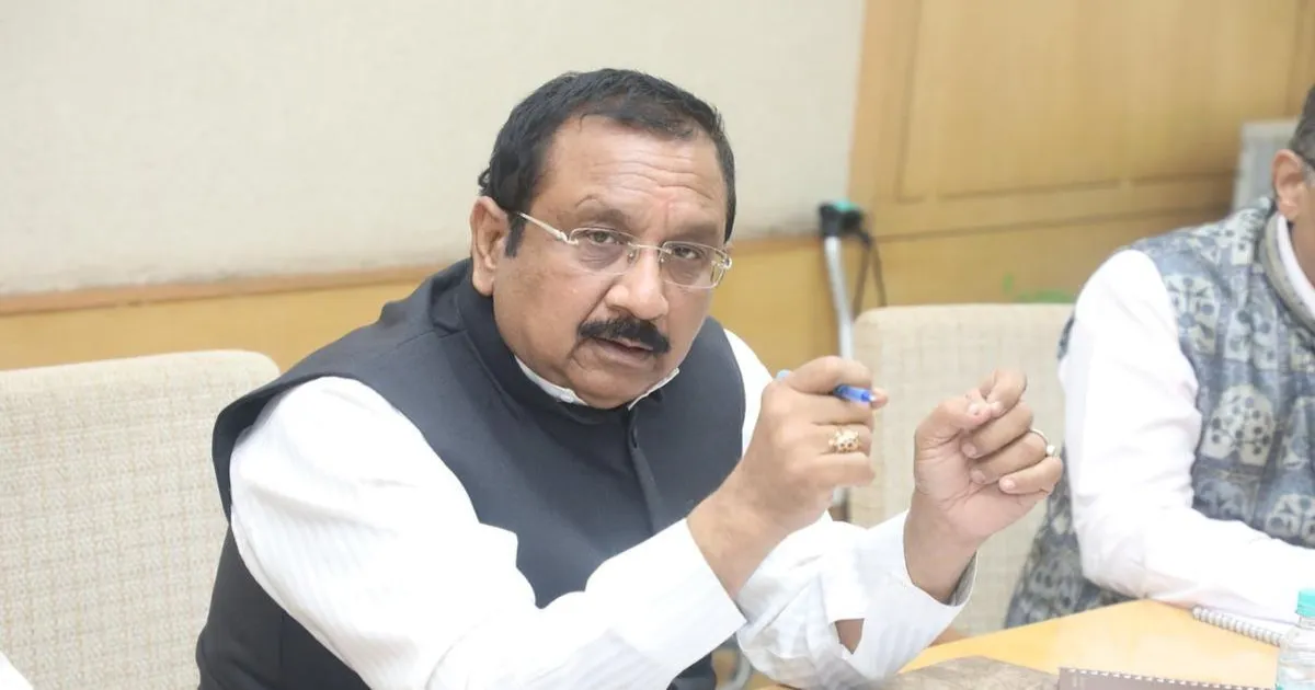 सोफिया कुरैशी पर टिप्पणी मामला: सुप्रीम कोर्ट ने विजय शाह के खिलाफ अभियोजन की मंजूरी पर दो हफ्ते की समयसीमा तय की