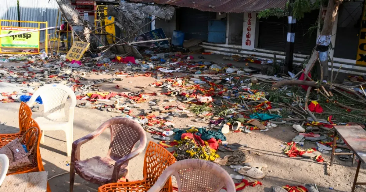 करूर भगदड़ मामले में TVK प्रमुख विजय को CBI का समन, फिर होगी पूछताछ