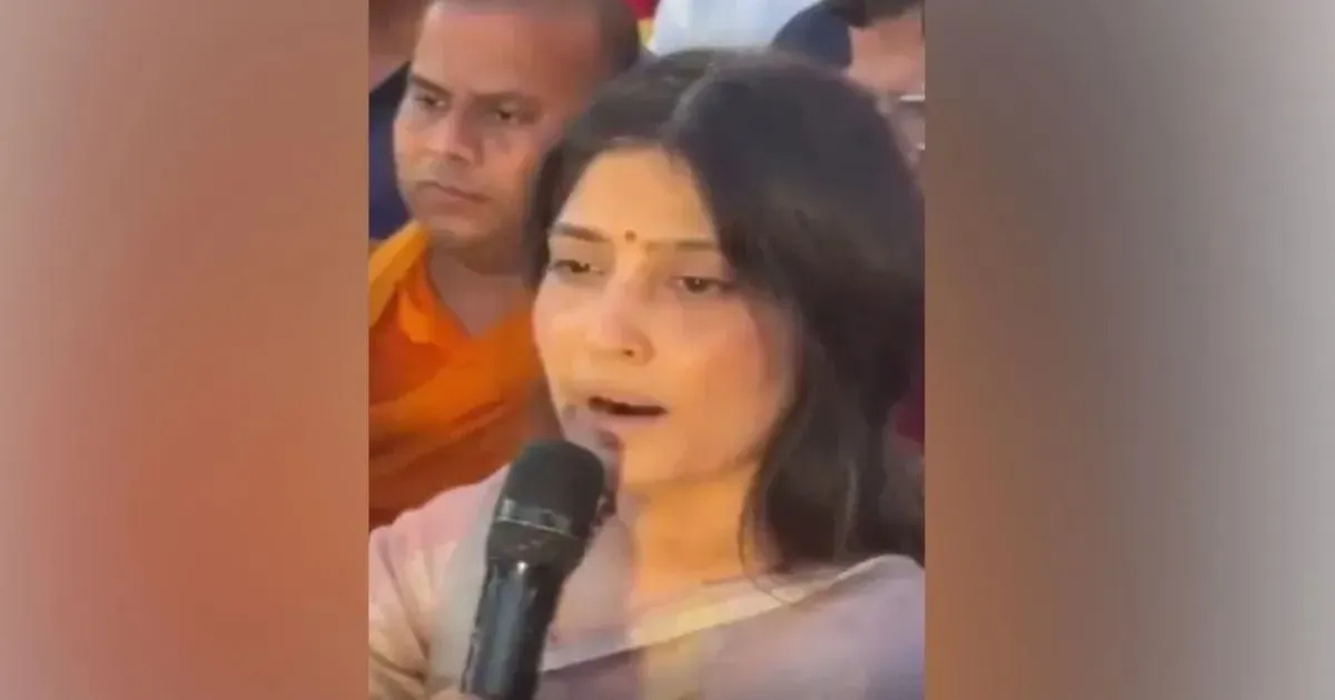 बेटी अदिति यादव पर अभद्र टिप्पणियों से भड़कीं डिंपल यादव, बोलीं- असली मुद्दों से ध्यान भटकाने की साजिश
