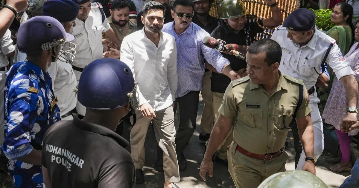 अभिषेक बनर्जी ने बिधाननगर सिटी कोर्ट में दिया वॉयस सैंपल, भड़काऊ बयान मामले में जांच तेज