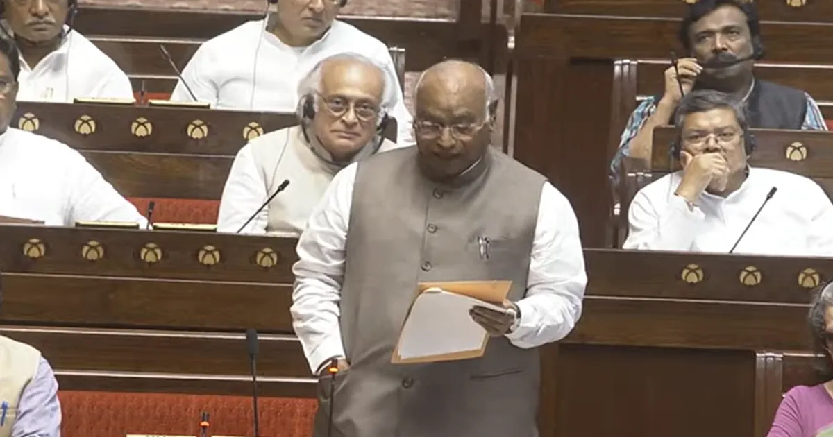 संसद मानसून सत्र: राज्यसभा में मल्लिकार्जुन खड़गे ने उठाया पुलिस कार्रवाई का मुद्दा, अमित शाह से जवाब की मांग