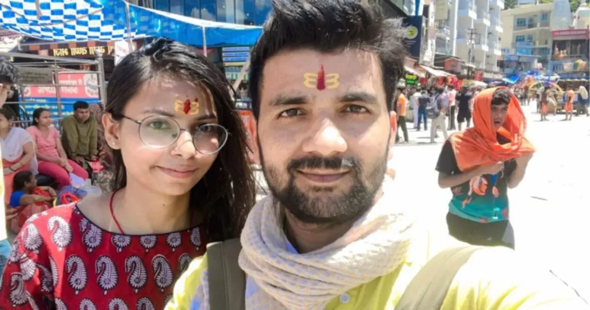 नोएडा सेक्टर 107 में कार से युवक-युवती के शव बरामद, पुलिस को हत्या-आत्महत्या की आशंका