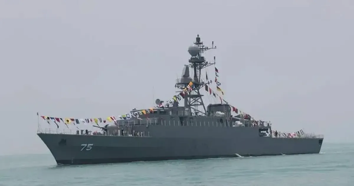 श्रीलंका तट के पास ईरानी युद्धपोत पर पनडुब्बी हमला, 100 से अधिक लापता, कई घायल