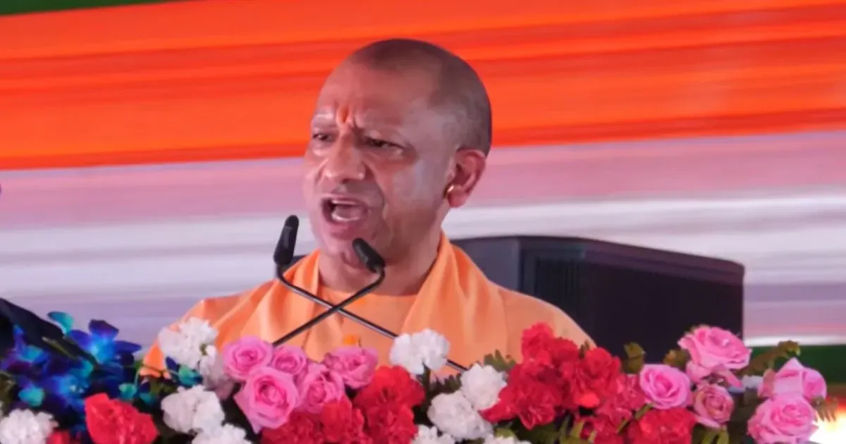 मैनपुरी में सीएम योगी का सपा पर हमला, बोले- गुंडाराज खत्म कर उत्तर प्रदेश को बनाया सुरक्षित