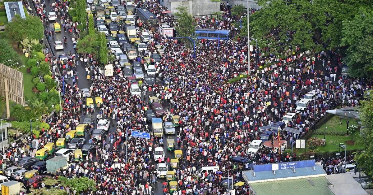 rcb-bcci-stadiums-crowd-management-compensation