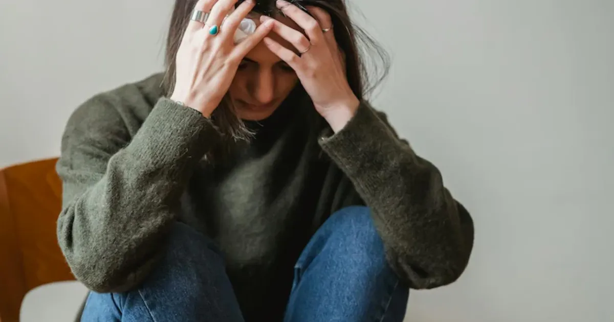 दिल्ली की जहरीली हवा अब बढ़ा रही माइग्रेन और मस्तिष्क संबंधी बीमारियां, डॉक्टरों की चेतावनी