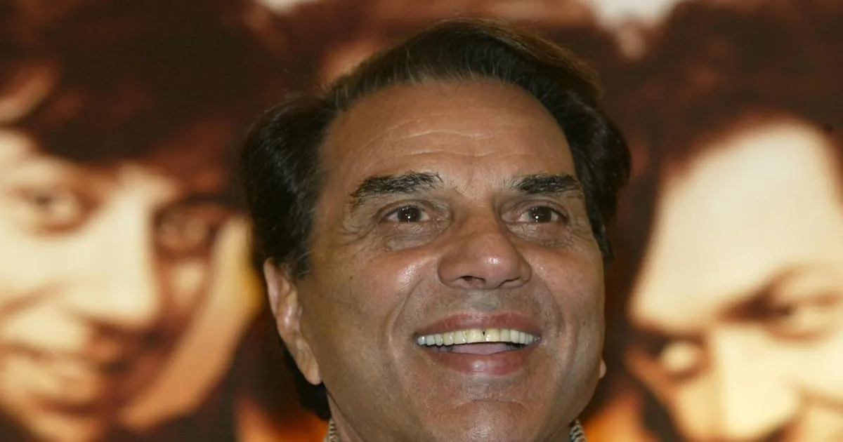 pm-modi-on-dharmendra-demise