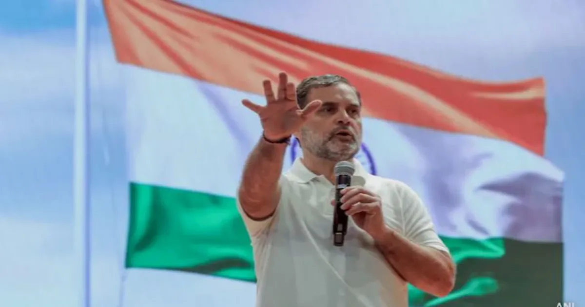 इंडेलिबल स्याही विवाद पर राहुल गांधी का हमला, बोले– मतदान निकाय नागरिकों को गुमराह कर रहा; BJP ने किया पलटवार