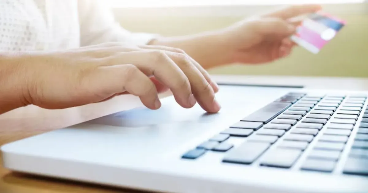 1 अप्रैल 2026 से ऑनलाइन पेमेंट नियमों में बड़े बदलाव? सच्चाई जानें