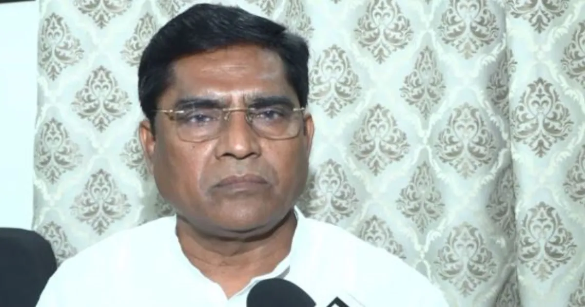 कर्नाटक में प्रियंक खड़गे को उपमुख्यमंत्री बनाने की मांग, कांग्रेस नेता जगदेव गुट्टेदार का बयान