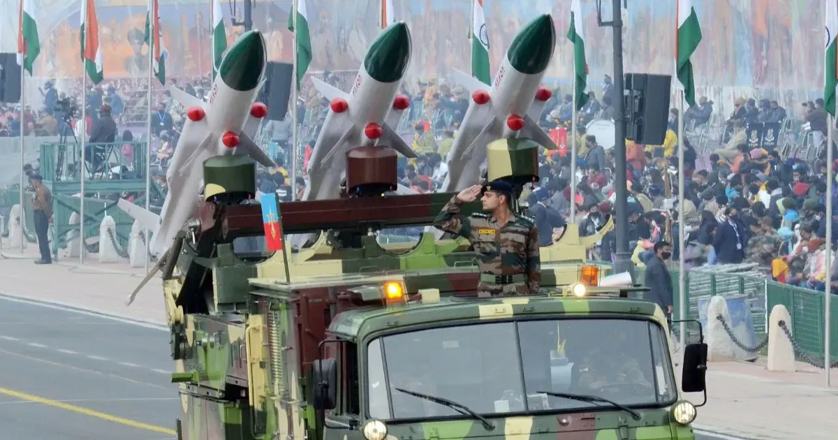 ₹52,000 करोड़ के रक्षा प्रस्तावों को मंजूरी, आकाश तरंग और MP-ATGM से भारतीय सेना होगी और मजबूत