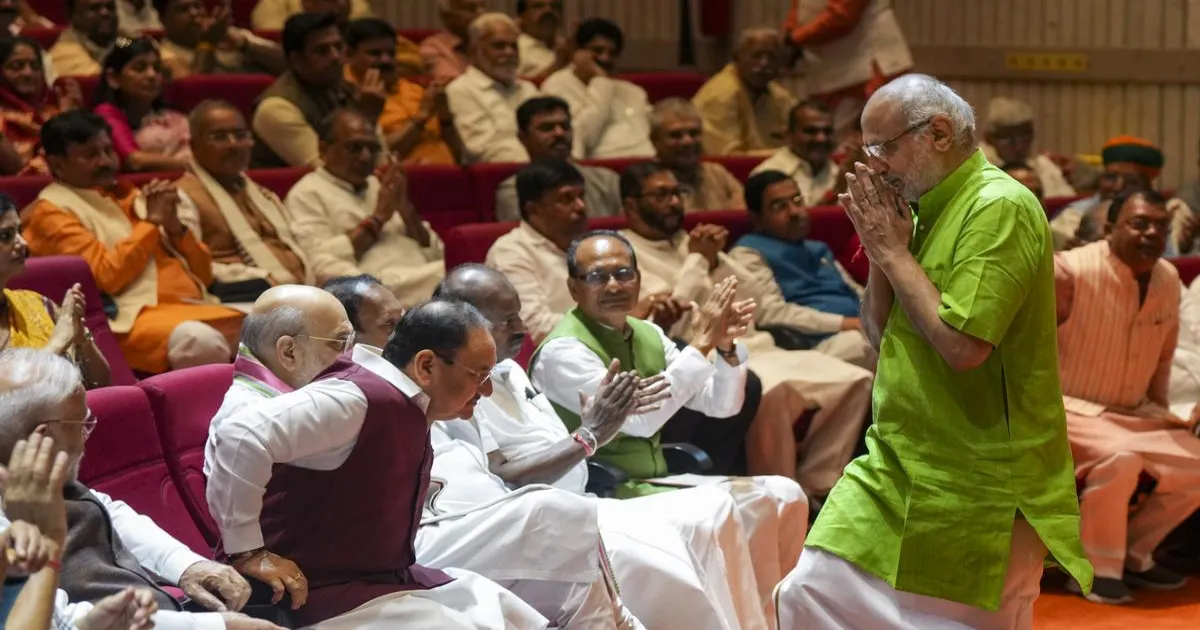 एनडीए उपराष्ट्रपति पद प्रत्याशी सी.पी. राधाकृष्णन को बधाई देने पहुंचे नारा लोकेश