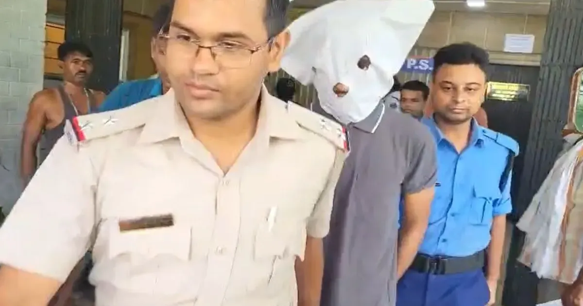 दुर्गापुर में पैसों का लालच देकर नाबालिग छात्रों से कराया गया रक्तदान, मुख्य आरोपी भुवनेश्वर से गिरफ्तार