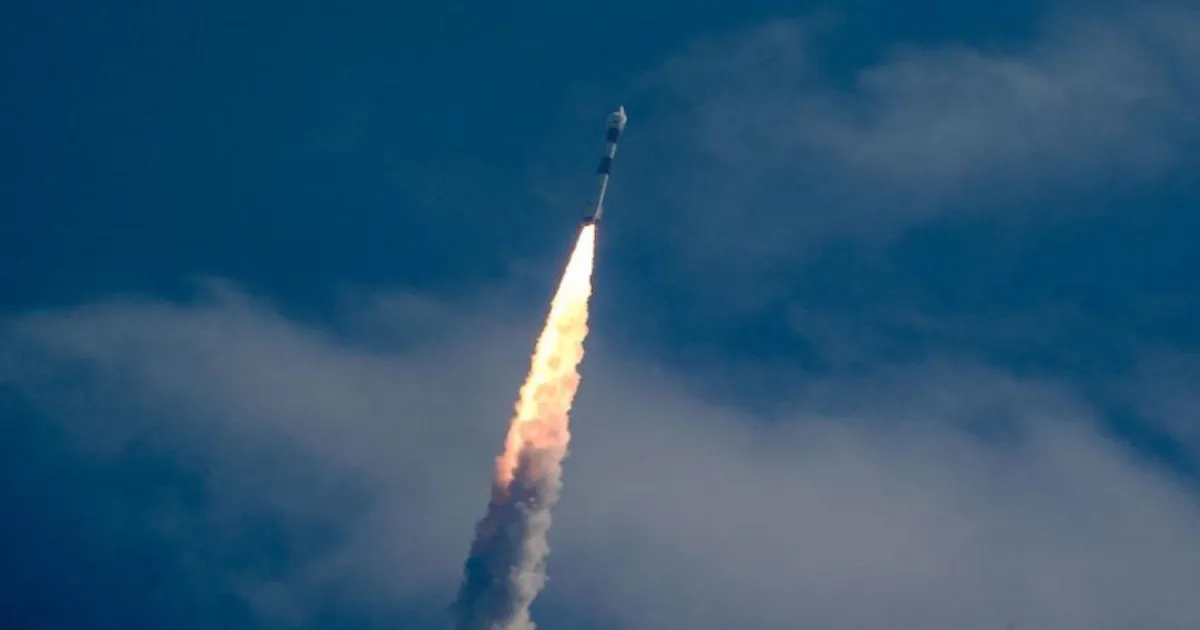 PSLV में तकनीकी गड़बड़ी से अंतरिक्ष में खोए 16 उपग्रह, ISRO के लिए बड़ा झटका