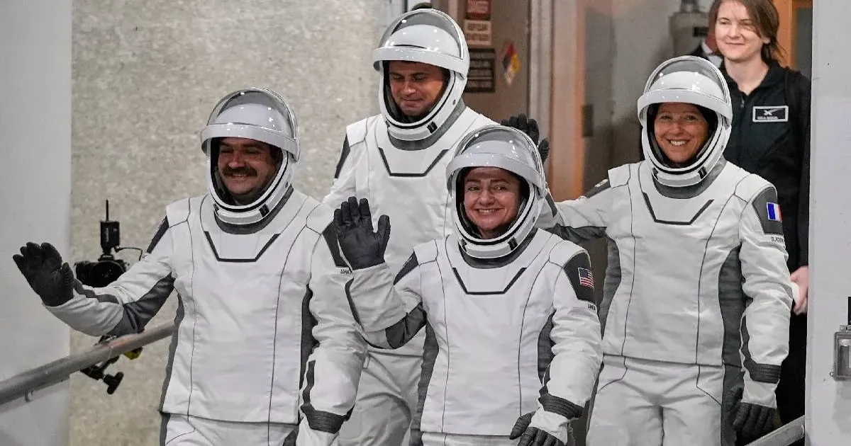 NASA की पहली मेडिकल इवैक्यूएशन के बाद ISS के लिए नई अंतरिक्ष टीम रवाना