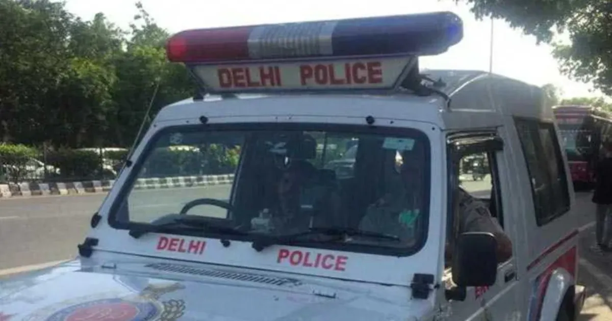 दिल्ली के फतेहपुर बेरी में जिम ट्रेनर की गोली मारकर हत्या, बाइक सवार दो हमलावरों ने 15 राउंड किए फायर