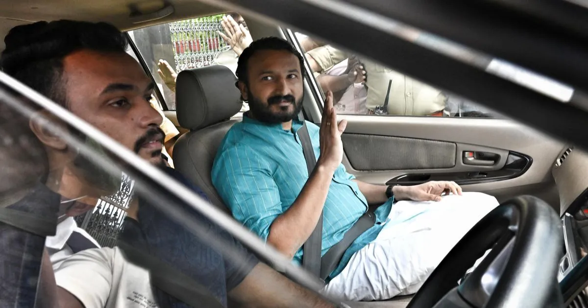 congress-expels-rahul-mamkootathil-after-bail-rejection