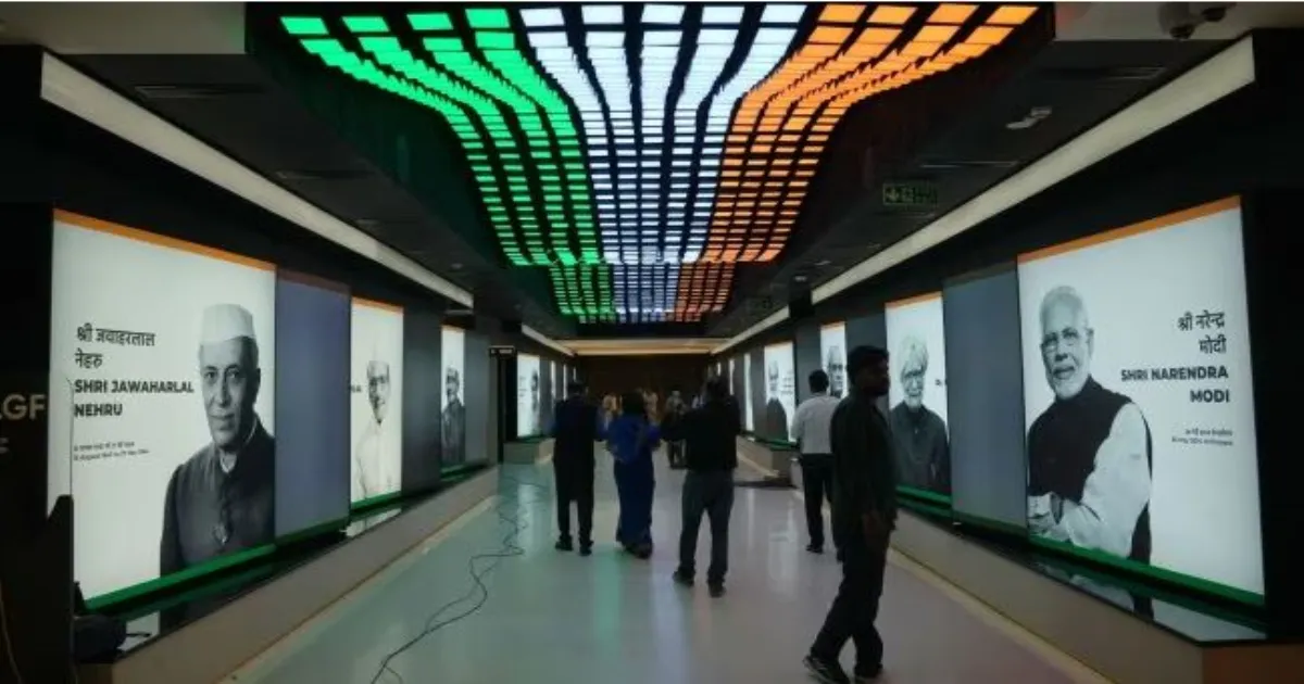 नेहरू के निजी कागज़ात पर टकराव की आशंका, सोनिया गांधी ने पीएम म्यूज़ियम को दिया सहयोग का भरोसा: पत्रों में क्या है?