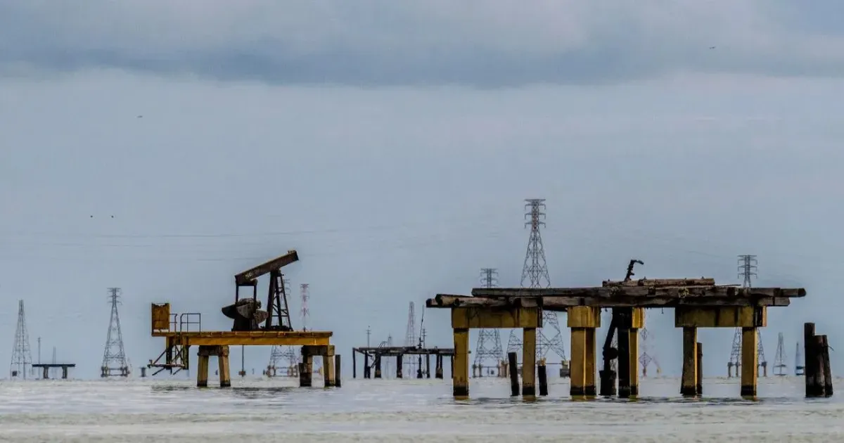 रूसी तेल खरीद रोकने के वादे के बाद अमेरिका ने भारत पर अतिरिक्त 25% टैरिफ हटाया