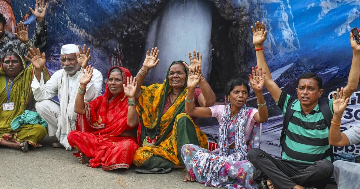 अमरनाथ यात्रा एक दिन के विराम के बाद फिर शुरू