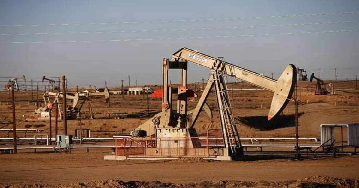 ईरान-इजरायल युद्ध से कच्चे तेल की कीमतों में उछाल, प्रति बैरल 119.50 डॉलर तक पहुंचा दाम