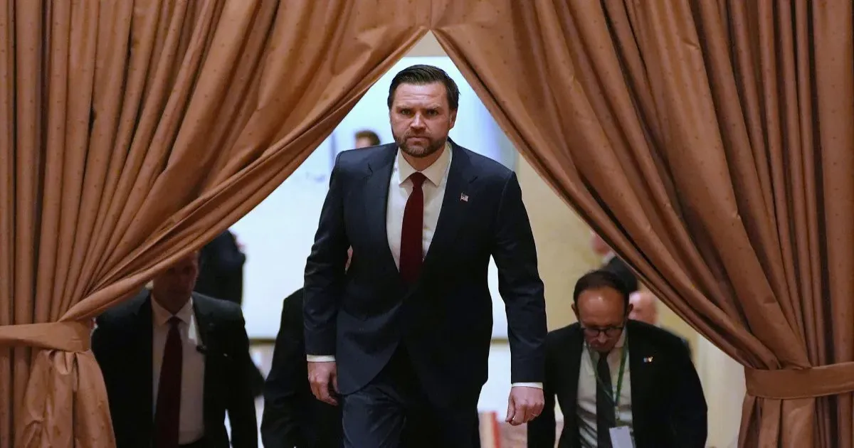 अमेरिका-ईरान वार्ता विफल, होर्मुज़ पर बढ़ा टकराव, वेंस के नेतृत्व वाला दल पाकिस्तान से लौटेगा