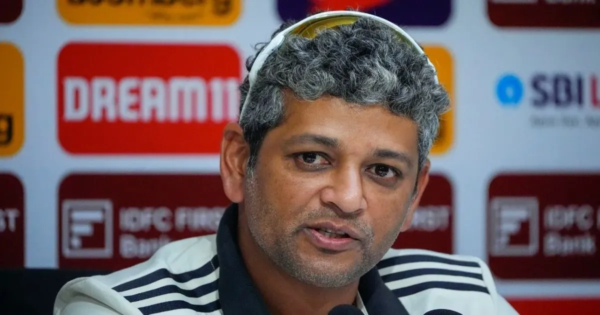 भारत-पाकिस्तान मैच में क्या भारतीय महिला खिलाड़ी मिलाएंगी हाथ? कोच अमोल मजूमदार ने दिया जवाब
