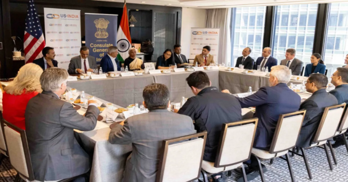 निर्मला सीतारमण ने शिकागो में भारत के विशाल बाजार और दीर्घकालिक निवेश क्षमता पर दिया जोर