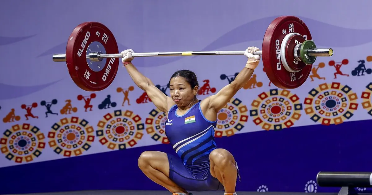 mirabai-chanu-world-weightlifting-silver