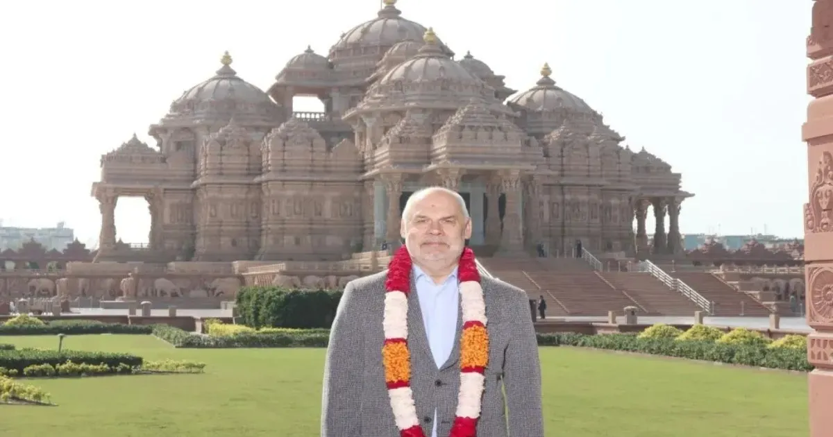 एस्टोनियाई राष्ट्रपति अलार कारिस ने दिल्ली के अक्षरधाम मंदिर का दौरा किया, नवाचार और शांति के साझा मूल्यों को बताया