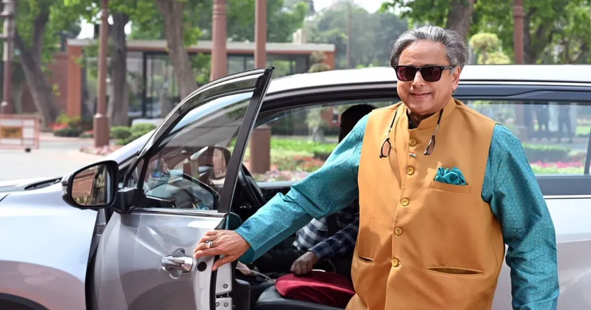 ईरान युद्ध पर कांग्रेस में मतभेद, शशि थरूर ने केंद्र का समर्थन किया