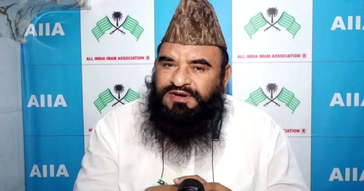 कांवड़ियों पर आपत्तिजनक बयान मामले में मौलाना साजिद रशीदी के खिलाफ मुकदमा दर्ज