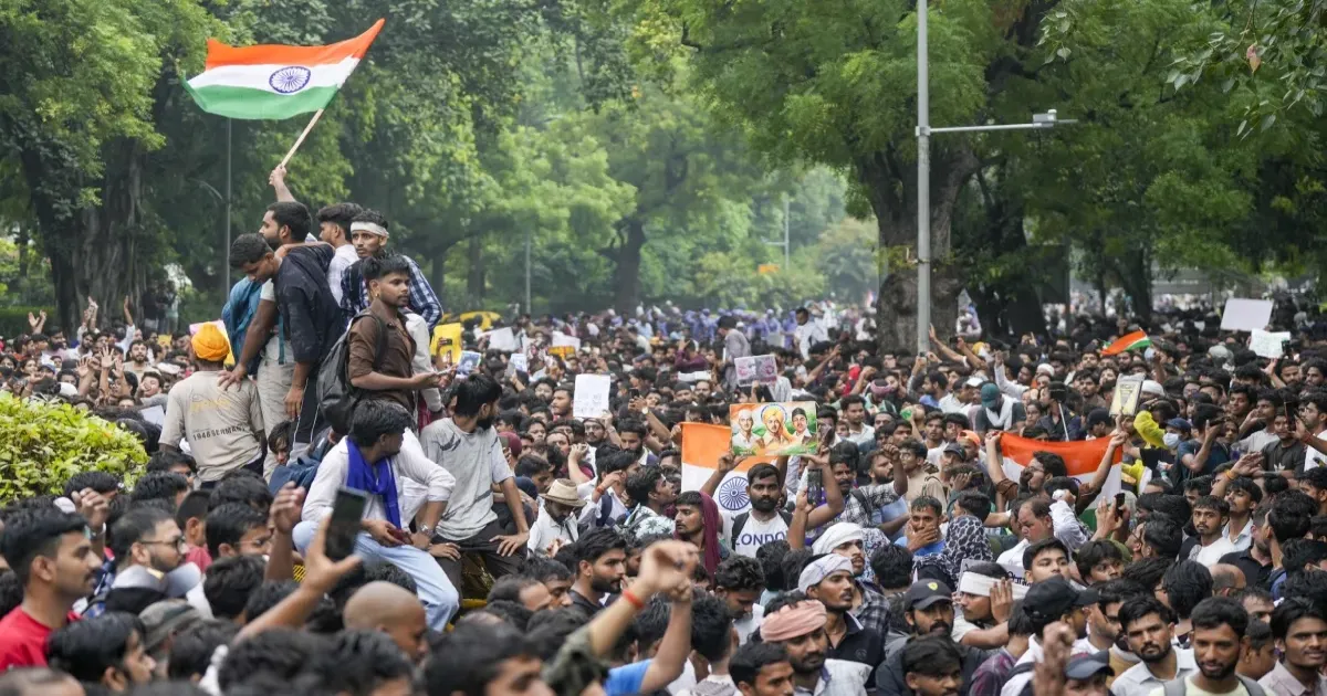 नीट पेपर लीक प्रदर्शनकारियों पर दर्ज एफआईआर रद्द कराने सुप्रीम कोर्ट पहुंची केंद्र सरकार