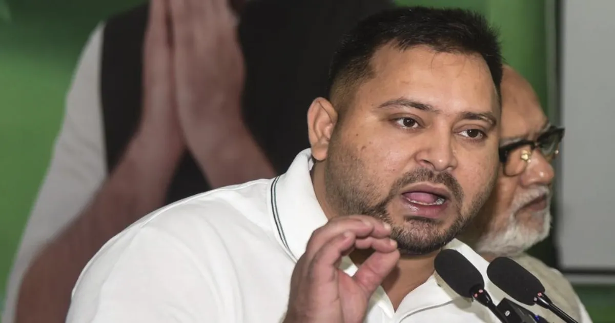 बिहार चुनावी सरगर्मी: सीट बंटवारे को लेकर महागठबंधन में खींचतान, आरजेडी नेताओं ने लौटाए प्रतीक