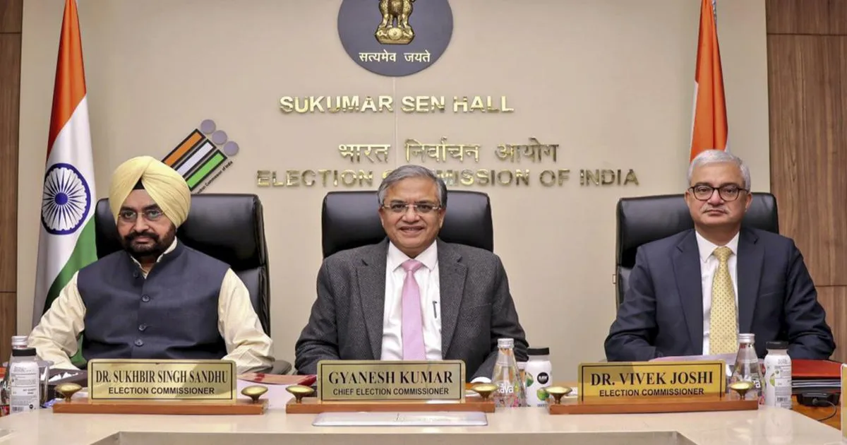 बिहार विधानसभा चुनाव : पहले चरण के लिए 1,250 से अधिक उम्मीदवारों ने नामांकन दाखिल किए; NDA आश्वस्त, INDIA ब्लॉक में असमंजस