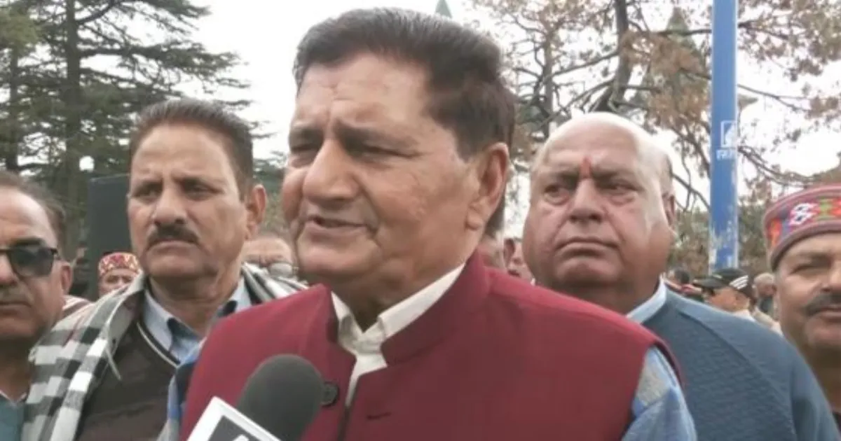 हिमाचल प्रदेश: शिमला में पेंशनर्स ने विधानसभा का घेराव किया, सरकार को चेतावनी