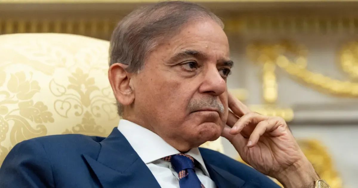 पश्चिम एशिया संकट के बीच UAE ने पाकिस्तान से 2 अरब डॉलर का कर्ज तुरंत लौटाने को कहा