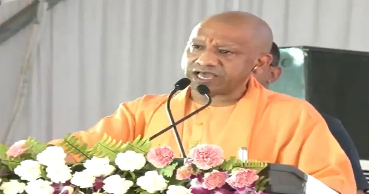 सुरक्षित माहौल में ही विकास संभव: लखनऊ में नौसेना शौर्य वाटिका के उद्घाटन पर बोले योगी आदित्यनाथ