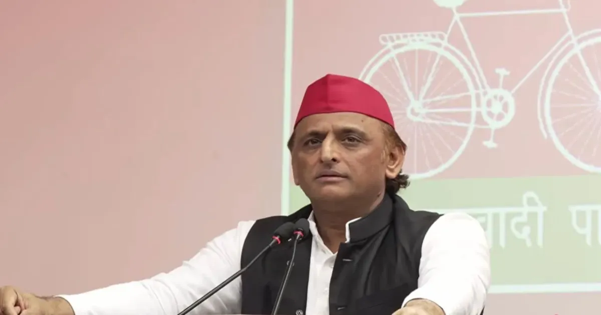 यूपी चुनाव से पहले सपा का बड़ा ऐलान, स्त्री सम्मान समृद्धि योजना में महिलाओं को हर साल 40 हजार रुपये देने का वादा