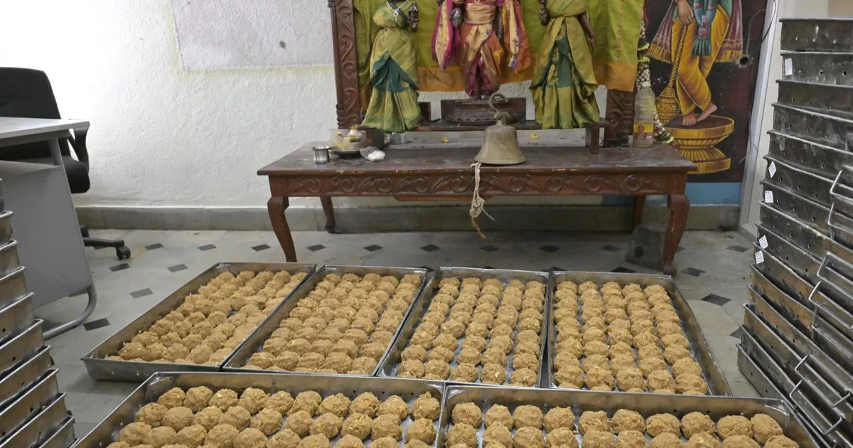 तिरुपति लड्डू घोटाला: पाँच साल में बने 48.76 करोड़ लड्डुओं में से 20 करोड़ में मिलावटी घी का इस्तेमाल — टीटीडी अध्यक्ष