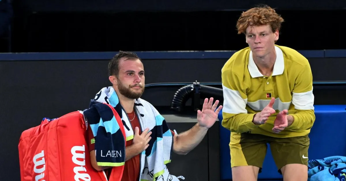 ऑस्ट्रेलियन ओपन: जानिक सिनर की जीत से हुई अभियान की फीकी शुरुआत